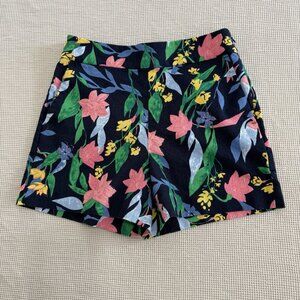 J.Crew Floral Basketweave Short With Side Zip Women’s‎ Size 2 Preppy Twee